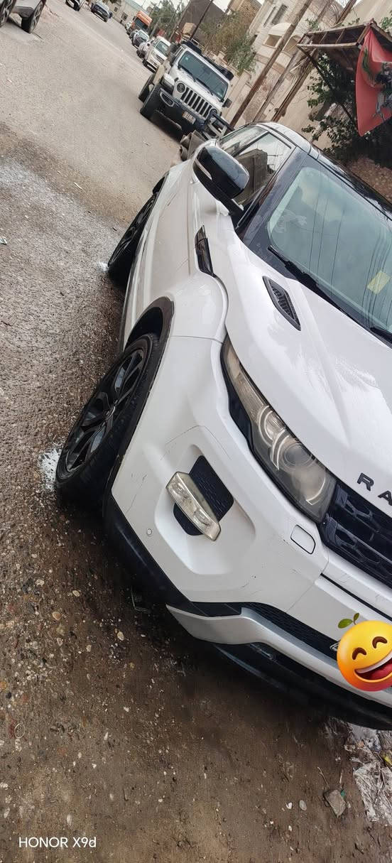 السلام عليكم
رانج روفر ايفوك موديل ٢٠١٣ تك باب
السيارة خليجي 
سيارة رقم بغداد  تحویل بشرط
سيارة فول مواصفات
تفاصيل
1_ بصمة
2_محرك 4 سلندر تيربو 
3 تبرید شغال
4_بنوراما على طول القمارة منطية جمالية قوية للسيارة 
6_ تو گلر 
7_دشبول وبوب جلد
8 - كشنات كهرباء حضن 
9_ سماعات ميرديان مع دمامات فيعني سستم الصوت يفلش
10- لدات انارة داخلية 
11- عدسات زنون
12- تحكم سايرن 
13 كروز سرعة مع زيادة وتنقيص السرعات من المقود
14 - حساسات امامي خلفي مع كامرة خلفية
15 - ويل حجم 20 تو سايز
-16- صدر امامي خلفي بحالة ممتازة
17- سايد بريك بصمة
18- اربع وضعيات قيادة( جبلي- جليد- صحراوي- اعتيادي) 
19 - شاشة اعطال
20_شاشة وسطية بيها مواصفات كلش هواية
21_شفتات ستيرن
22_دبلاتها لوي مو جوبلس ومرغوب لندرة الاعطال
23- بيها ١٢ ايرباك و وسائل امان قوية جداً
السعر 110 و بيها مجال بيع او مراوس
***********
مكانها البصره
