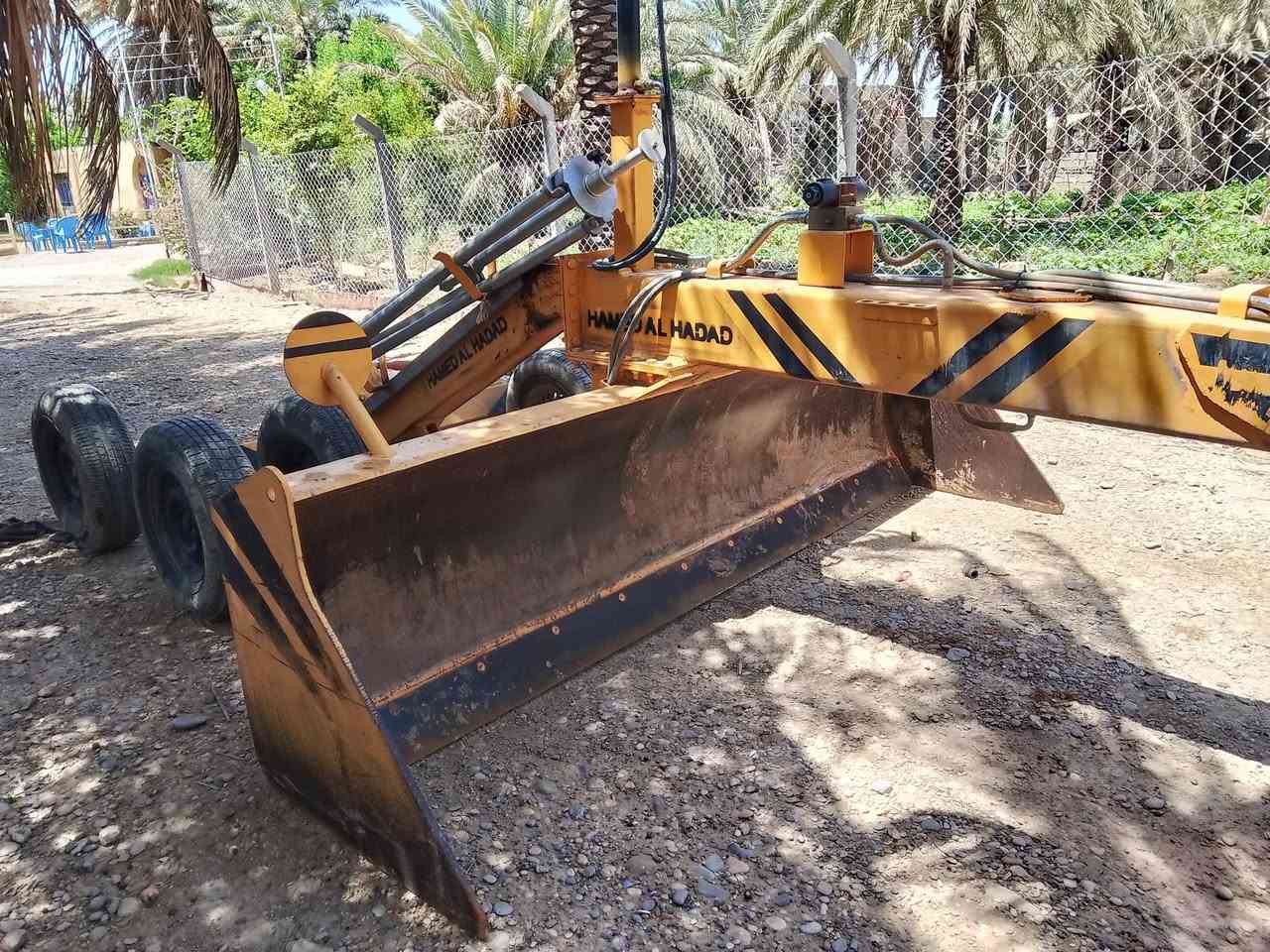 سلام عليكم 
للبيع معدلان ليزر حدادة الخميسيه 3 متر ارتفاع 80 جهاز كوري مضخه خارجيه للاتصال ***********
