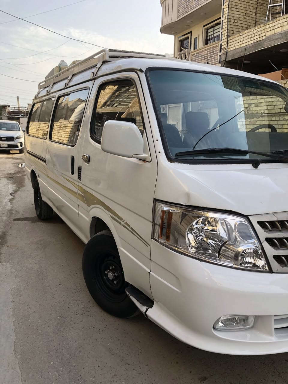 السلام عليكم فتون 2008 سيارة خير من الله سيارة بيها رشات صبغ قليلة
سيارة دعاميات جديد 
ماصدات جدد 
بلوجكترات جدد 
بك لايتات جدد 
شاشة +سستم سماعات جديد 
تايرات جدد 
سيارة خير من الله كاملة ربع دينار متصرف عليهة كبل تاخذها وتتوكل على باب الله 
مكان سيارة بغداد الدورة 
***********
