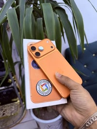 ايفون 17 برو ماكس   ضمان ماستر شرق اوسط شريحة   بطاريته 100  النظافه 1...