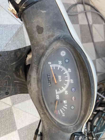 السلام عليكم 
دراجه دولفين فحل للبيع 
سلف نكره
كهربائيات شغاله 
425وبيها مجال
‭0781 058 5770‬
