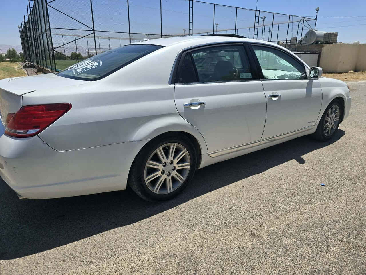 ئەڤەلۆن 2008 
سێ پارچە بۆیاخ گێڕ و مەکینە نەکراوەتەوە 
نرخ 130 و معامەلە
واتس ئەپ و ڤایبەر ***********
