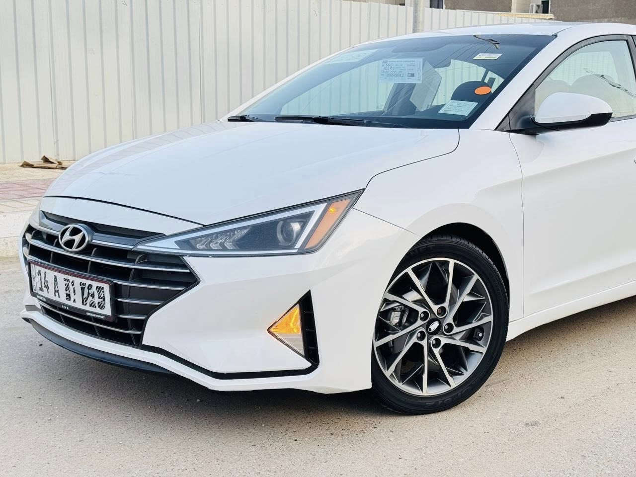 السلام عليكم 
النترا 2020 وارد امريكي محرك 2000 دوش گير  نمر AT (6) المرغوب بلادي 
حادثه قبق الصندوق فقط السونار مرفق بل الصور والباقي كفاله ضربه وصبغ وتبديل بدون ارباك شرط 
تحويل مباشر رقم بصره الدولي هزه وسنويه ولوحات جديد 
المواصفات ويل كب كروم حجم 17 منضومه زنون رادارات اماميه جانبيه شاشه كبيره كامره دواره بلاد تبريد بيانو منفصل تحديد مسار نقطه عمياء 
السياره جديده جداً وجاهزه گير محرك تبريد حداديه عل وضع الشركه 
السعر 132 للاستفسار *********** مكاني ناصريه خلف مستشفى الازهر
