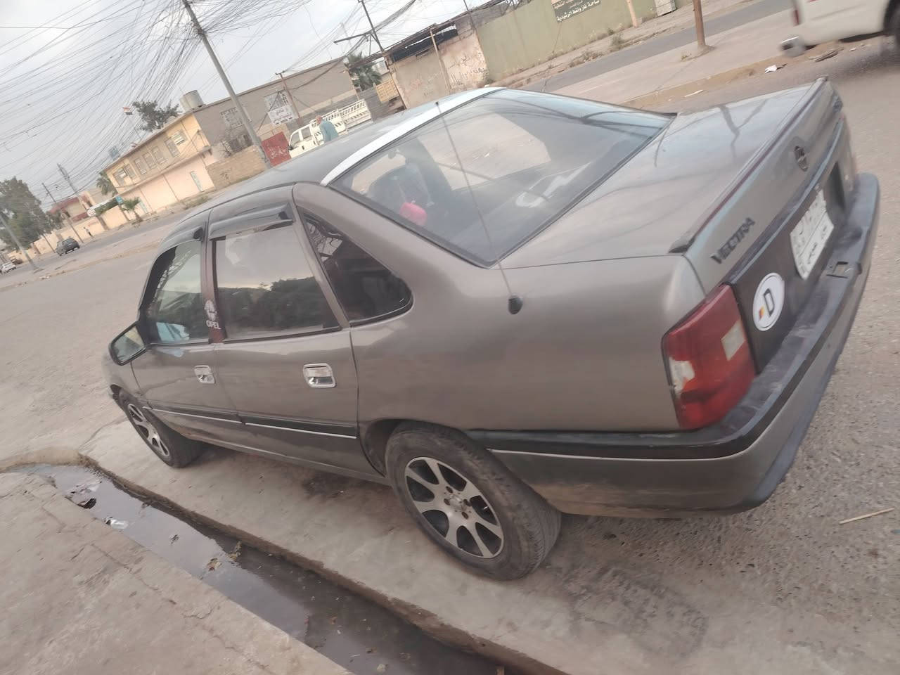 سلام عليكم
اوبل فكترا حجم 16 رقم نينوى الماني  محرك وگير شرط  وبنيد وقبغ صندوك رش طخم الامامي والخلفي جديد 

***********
