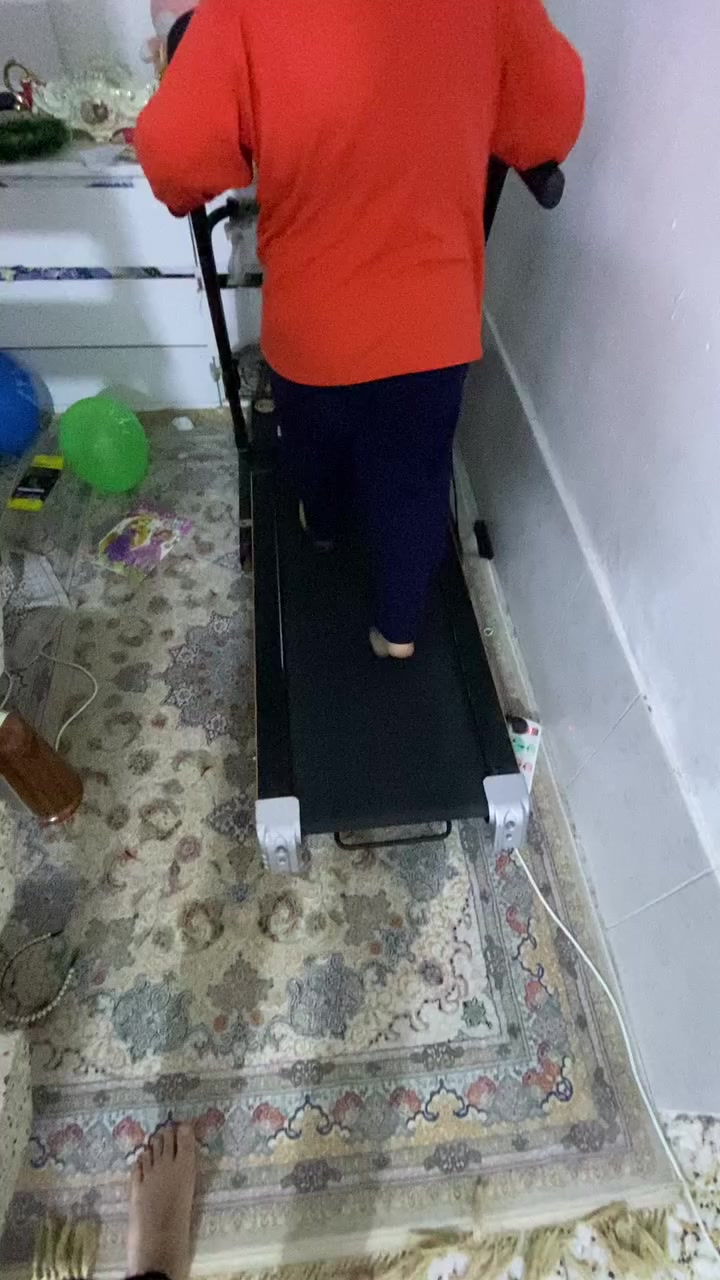 جهاز جري للبيع
صار هواي متروك / شغال ومابي اي عطل كلش نظيف 
مكاني بغداد / شارع فلسطين
 السعر 200 
رقم الهاتف / وبي واتساب  ***********
