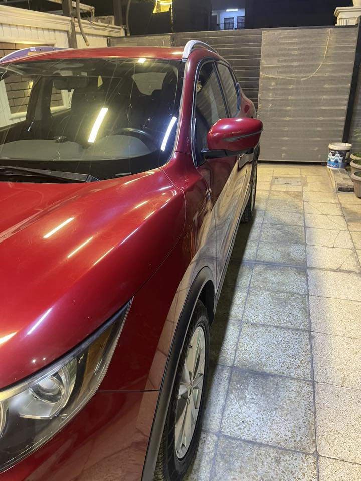 السلام عليكم
للبيع سيارة نيسان روج سبورت موديل 2017 لون احمر رقم بغداد بدون حادث فقط صبغ جاملغ خلفي يسار من امريكا بدون دواخل باسمنا ماشية 138 الف كم حقيقي مواصفات SV  ( بصمة . محرك 2000.  كراسي أمامية كهربائيةو تدفئة.  مقود تدفئة  . كاميرا 360 درجة . رادارات جانبية. تبريد خلفي . . مانع انزلاق . كرسي . نظام eco.....) 
السونار بالمشنور 

 السعر 125 ورقة وبها مجال او مراوس بسيارة أحدث وحسب الرغبة 

العنوان بغداد اليرموك

الاتصال ***********
