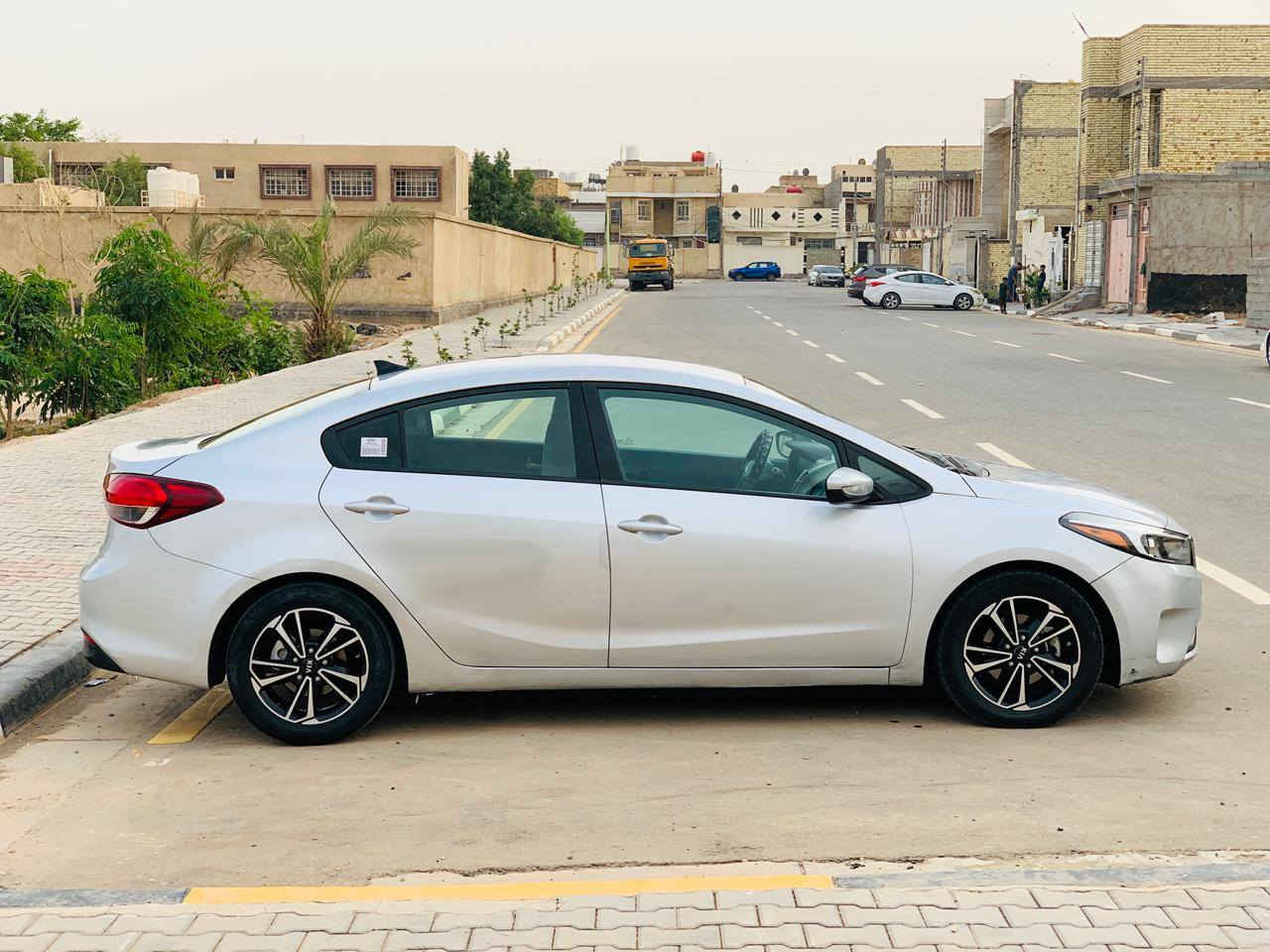 سلام عليكم
كيا فورتي مديل ٢٠١٧ وارد أمريكي رقم كربلاء
محرك كير حداديه خير من الله
تبريد مع السويج
محرك ٢٠٠٠ دوش
كير أي تي
٤ ويل كب
٤ دسك
حادثها كلش حلو فقط باب الخلف الراكب
السياره لله الحمد خير من الله ومال جناي
السعر ١٢٠ وبيها شويه مجال
محل السياره كربلاء حي النصر
للاستفسار اكثر الاتصال على الرقم
***********
***********
