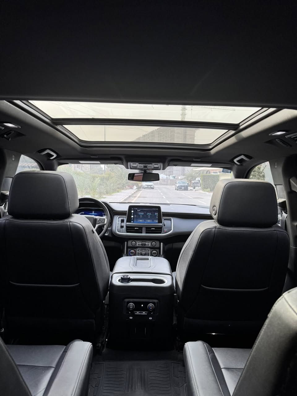 تاهو ٢٠٢٢ امريكي
فول الفول
عليها فلم حمايه ppf
بدون ايربك
عده الجكات والدوسات
فورويل 4+4
رقم بغداد 
ماشيه ٢٨
المواصفات 
بانوراما 
تبديل الشاشه العدادات إلى ٥اشكال 
بصمه
جلد
كشتات vip
فور ويل 
اربع كامرات ٣٦٠ درجه
حساسات امامي و خلفي 
رادار امامي وجانبي
تحكمات ستيرن فول 
تدفئه وتبريد مقاعد امامي وخلفي وستيرن
كراسي ذاكره
جنطه جلاق 
باب خلفي كهرباء 
دشبول دجيتل نظام الجديد 
مري شفط
شاشه اعطال 
سبعه راكب 
تشغيل عن بعد 
لايت زنون
شاحن لاسلكي  
لدات امامي وخلفي
نظام توقف بالازدحام 
نظام سير ع الخطوط 
نظام تصادم الامامي
ستيرن كهرباء
اربعه انظمه قياده
مكينه V8 5300
كراسي سبعه راكب كهرباء
وباقي المواصفات المعروفه 
بيها فقط قطعه صبغ وحده 
***********
