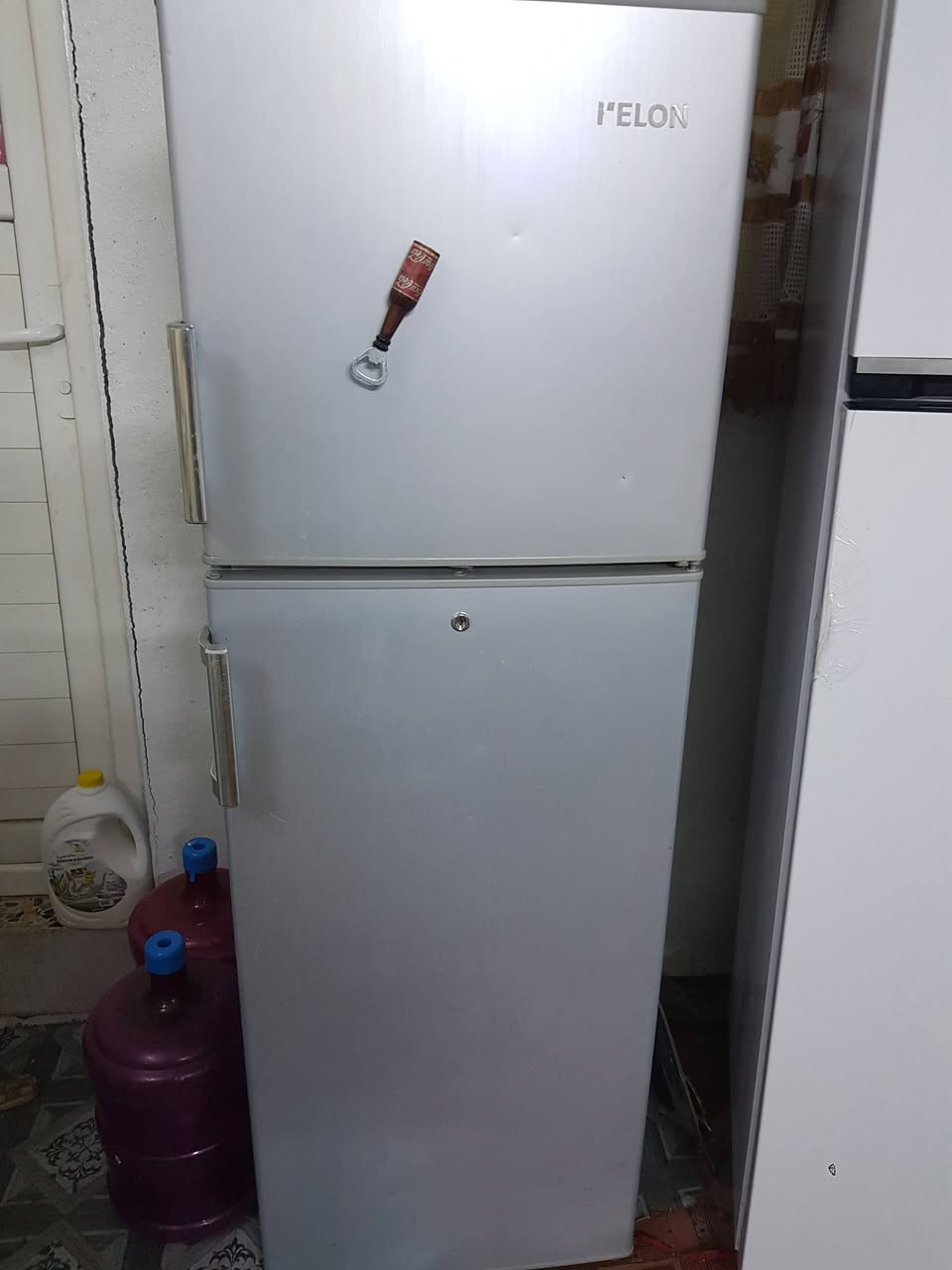 سلام عليكم ثلاجه كيلون 16قدم نضيفه مداخله تصليح ابد سعرها 150
وجرابي اطفال ثنين نضيفات سعرهن 70بدون دواشك ماكني ابو دشير ***********
