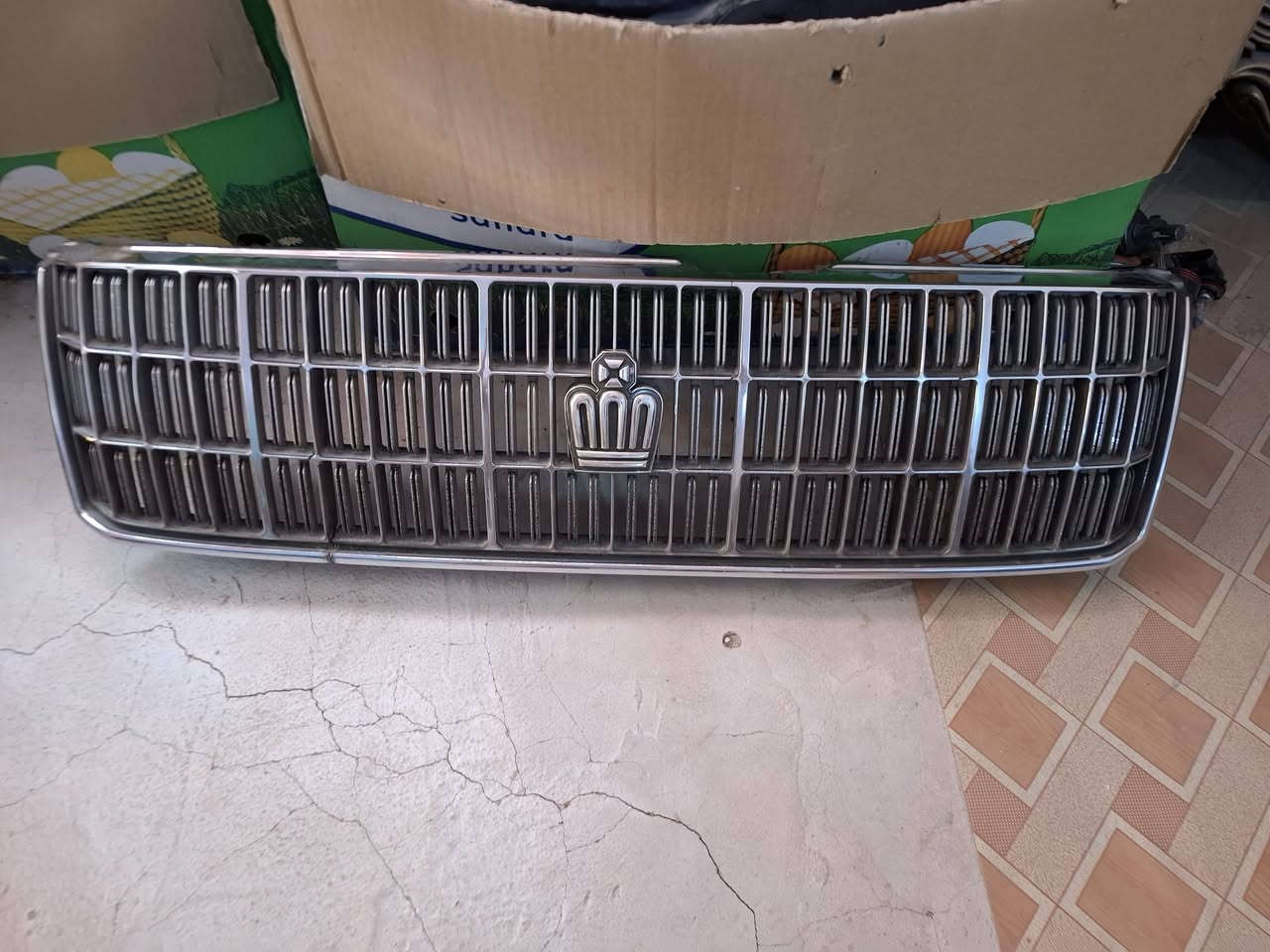 لايتات+سكنات+شباج راس ثور فلات عادي سعر 60 الف
بك لايت راس ثور فلات 15 الف
شباج راس ثور فلات كرستال 20 الف
مري راس ثور تكم 30 الف
بك لايت بطه سعر القطعه 45 الف 
لايت كورلا 20 الف
مكاني نجف ***********
