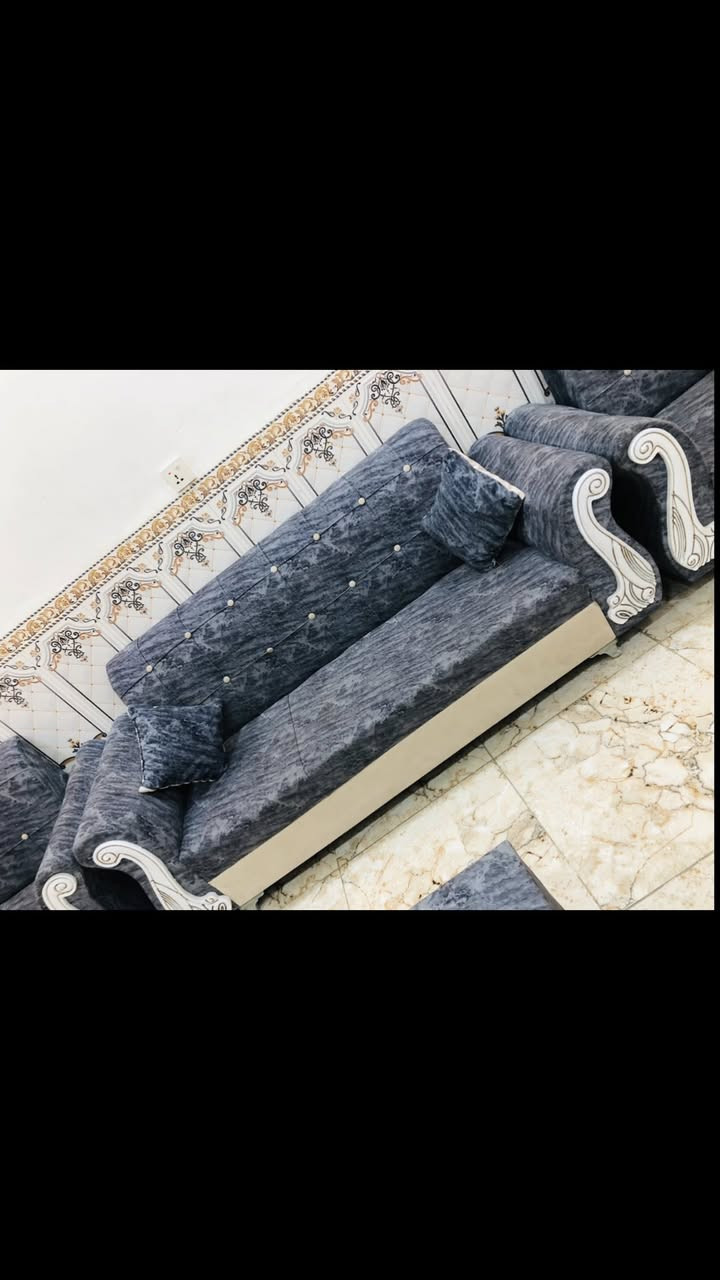 تخم للبيع السعر 250 الف وبي مجال


**إذا كنت صاحب هذا الإعلان وتريد حذفه لأي سبب، رجاءا أرسل رسالة إلى الدعم الفني**