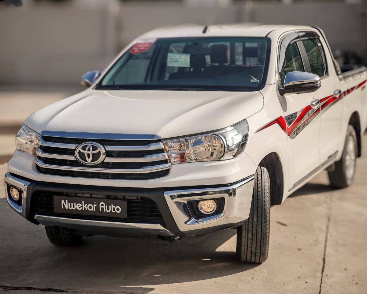 السلام عليكم للبيع هايلوكس ساز اوتوماتيك موديل ٢٠٢٥ فول مواصفات زيرو مكفوله كفاله عامه من كل شيء رقم أربيل مكان السياره الرمادي للإستفسار ***********&***********
