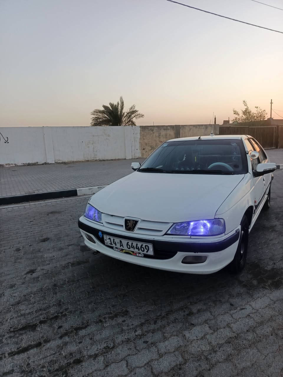 سلام عليكم البيع بيجو بارص مديل 12 رقم بصره نكليزي سنويه 30 تحويل ثاني يوم سياره جاهزه كير مكينه حداديه كفاله تخم تاير تبريد ثلج لايت زنون كهربايات كله شغاله سياره جاهزه ترايك وين ماتريد مكان سياره بصره القبله (***********) سعره 33وبيه مجال حك جيه
