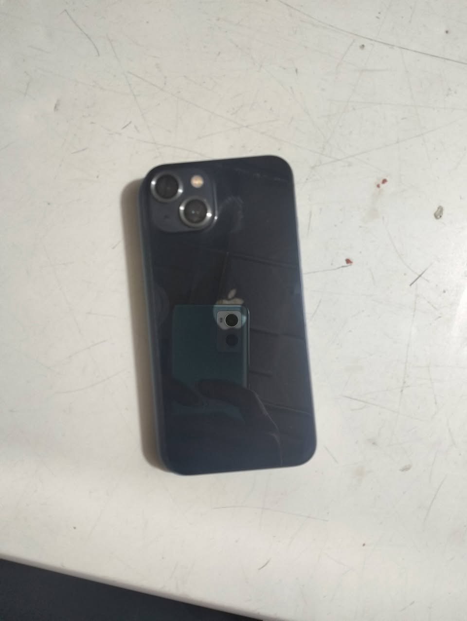 ايفون 13 العادي شرق اوسط
مصارلي فترة من اشتريتة
جهاز قطعه ما مبدل بية نظافتة فول
البطارية 100% 
الذاكرة 128 
كلشي شغال بية وما مبدل اي قطعه تاخذة تفحصة بكل العراق
كارتونتة وياه وكفرين وراس شاحنة مشتري ب40 الف وكيبلة الاصلي
السعر 600 الف
مكاني بصرة قرنة
للاستفسار ماسنجر
او واتساب ***********
