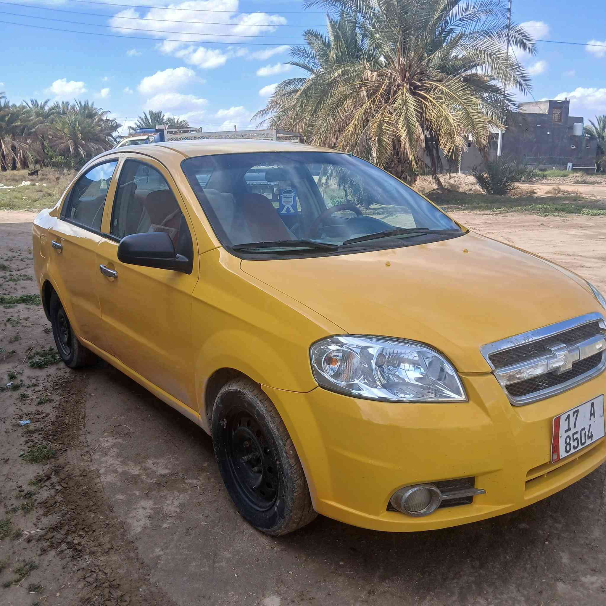 افيو 2011 ماكينه 1400 سياره جاهزه اوتوماتيك تبريد حداديه اجازه مكان السياره السماو0سعر50 اتصال ***********
