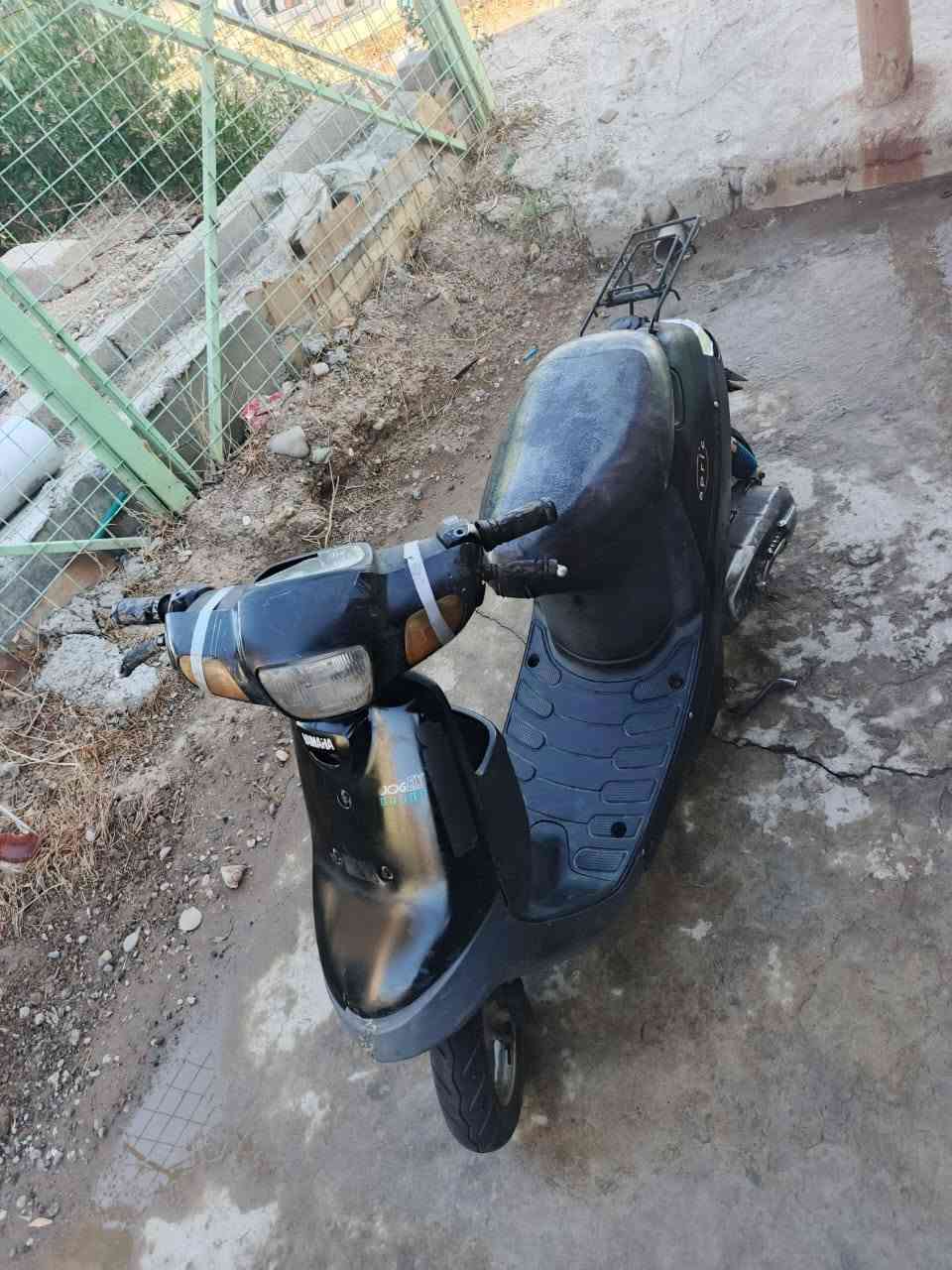 عليكم ماطور بوتين عادي للبيع معمر مره وحده رايمن شرط الماطور بي تكه شاصي ملحوم الماطور كدام العين السعر175وبي مجال للستفسار اكثر النتصال عل رقم ***********/***********موصل جائب الايمن

