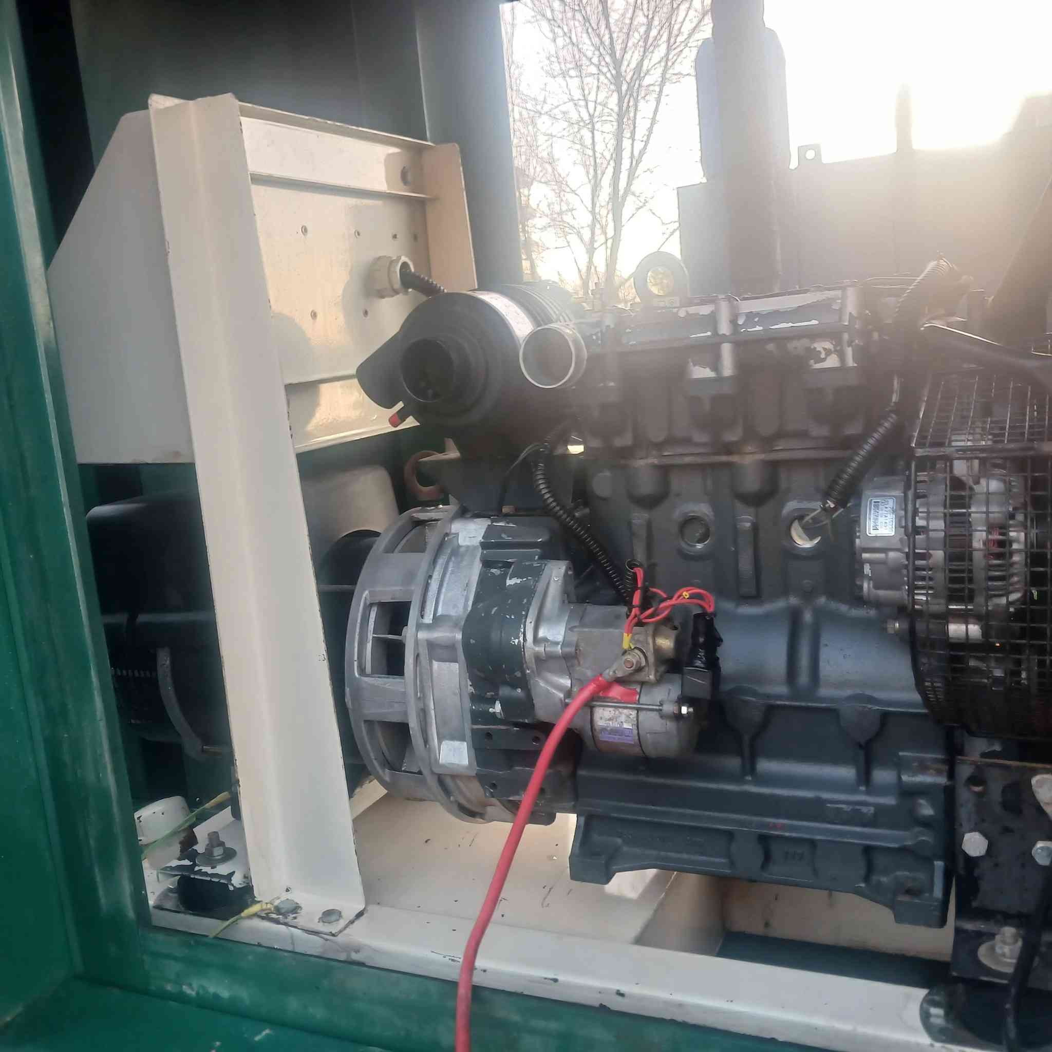 مولد لستر تبريد مياه ٣ سلندر 
مع كاتم ١٠٠/١٠٠
خزان مزوت  بطرية جديدة 
وصل لعندك ٣٣٠٠$ ٧٠٤٣٣١١٣


**إذا كنت صاحب هذا الإعلان وتريد حذفه لأي سبب، رجاءا أرسل رسالة إلى الدعم الفني**