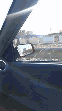 سلام عليكم دار للبيع شارع فلسطين حي المعلمين على القناه المساحه ٢٢٥ موقع مميز الطابق الاول استقبال زائد صاله زائد غرفه نوم  وملحقات وكراج يسع ٣ سيارات الطابق الثاني 2غرفه نوم زائد مخزن طابو صرف تحويل مباشر   مشتري يتصل هاتف
***********
