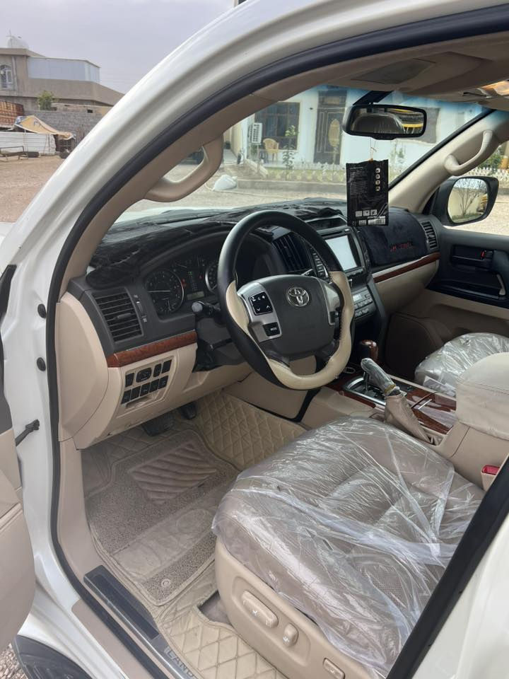 تيوتا لاندكروز موديل 2014 رقم أربيل بسمي كله جديد
مكفوله كفاله عامه حته دعاميات مكفول 
فقط بيع 
محرك 8V
عنوان الفلوجه 
***********
***********
***********
