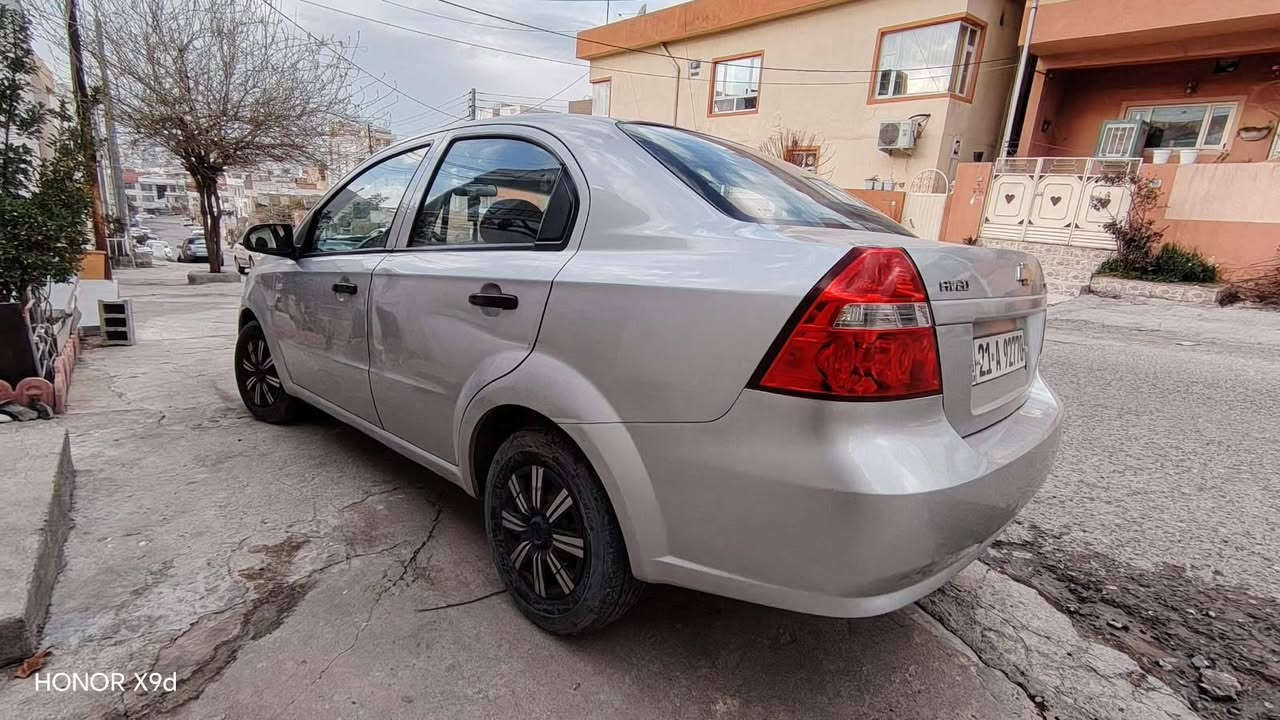 ئـەڤـیـۆ ۲۰۰۹ مـەکـیـنـە گـەورە ، دوو پـارچـە بـۆیـاخی هـەیـە بـۆنـیدوو چـەمـلـەغ ، سـەنـەوی ٥ مـانـگـی مـاووە ، غەرامـەو دارو بەردی بـەشـەرت ٦۳ گەڵاو مامەڵە
***********
