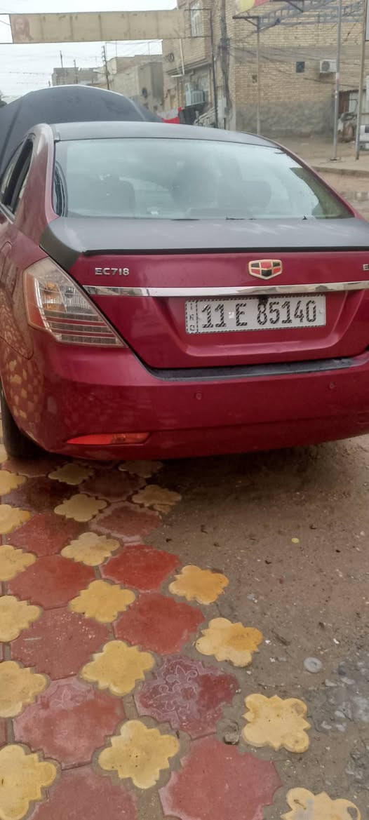 السلام عليكم من رخصه مدير الكروب  
سياره أم كراند  ٢٠١٣ مكفوله من دعاميه لدعاميه

للبيع 
الرقم ***********
