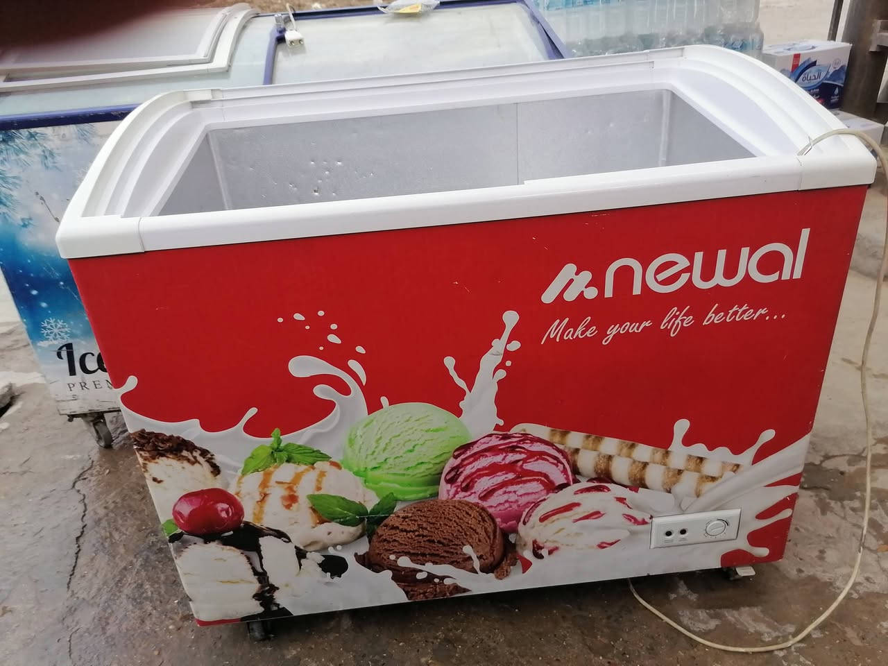 عارضة للبيع السعر 250 الف المكان بغداد الغزاليه *********** *********** واتساب
