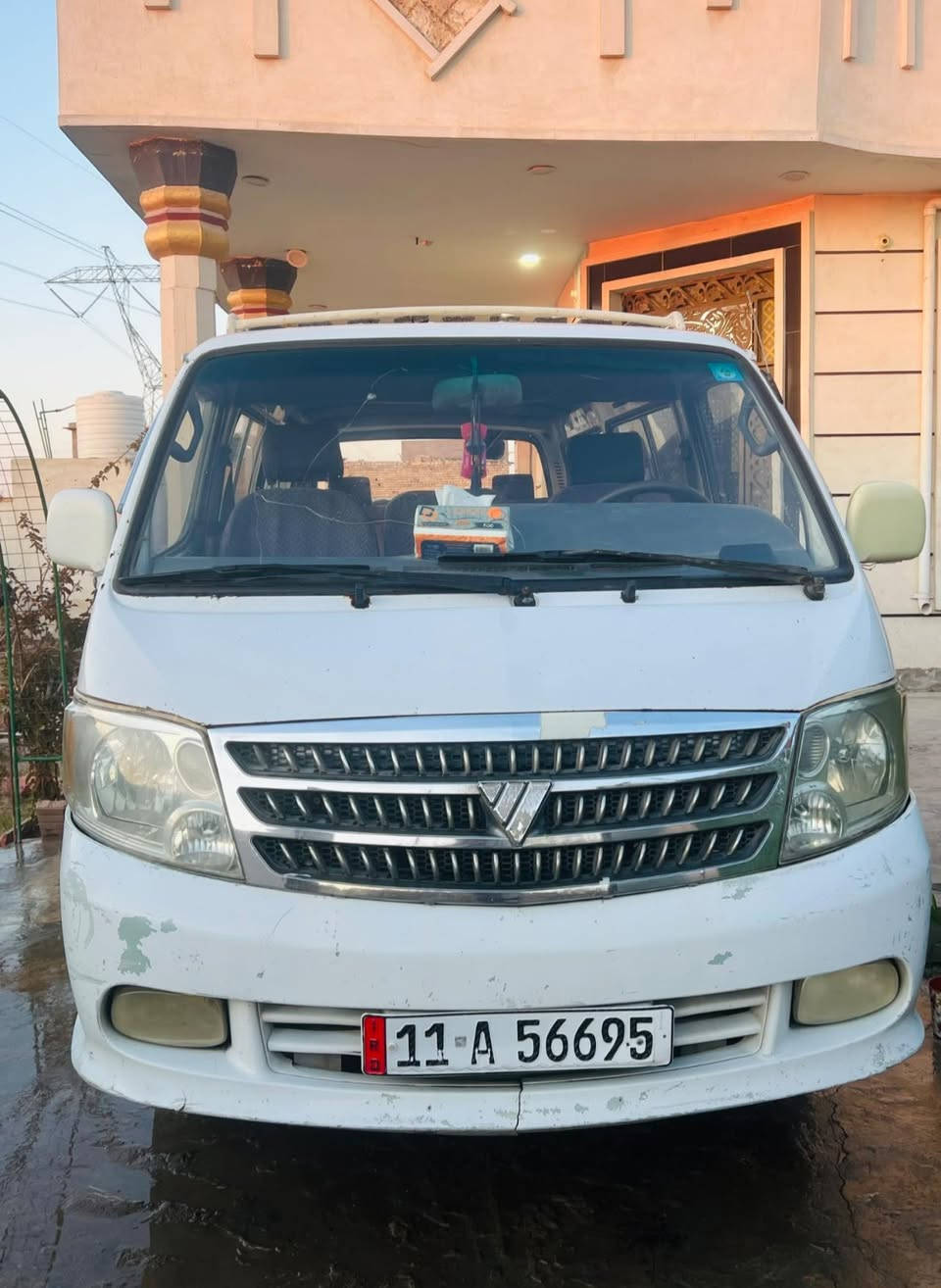 السلام عليكم... للبيع.. فتون 2008 مكفوله كفالة عامه بس شبر بارد يم قبق البانزين ولباقي كفاله ومصفره هيئه وغرامات وتحويل ثاني يوم السعر 60وبيها مجال عنوان السياره بغداد النهروان ***********
