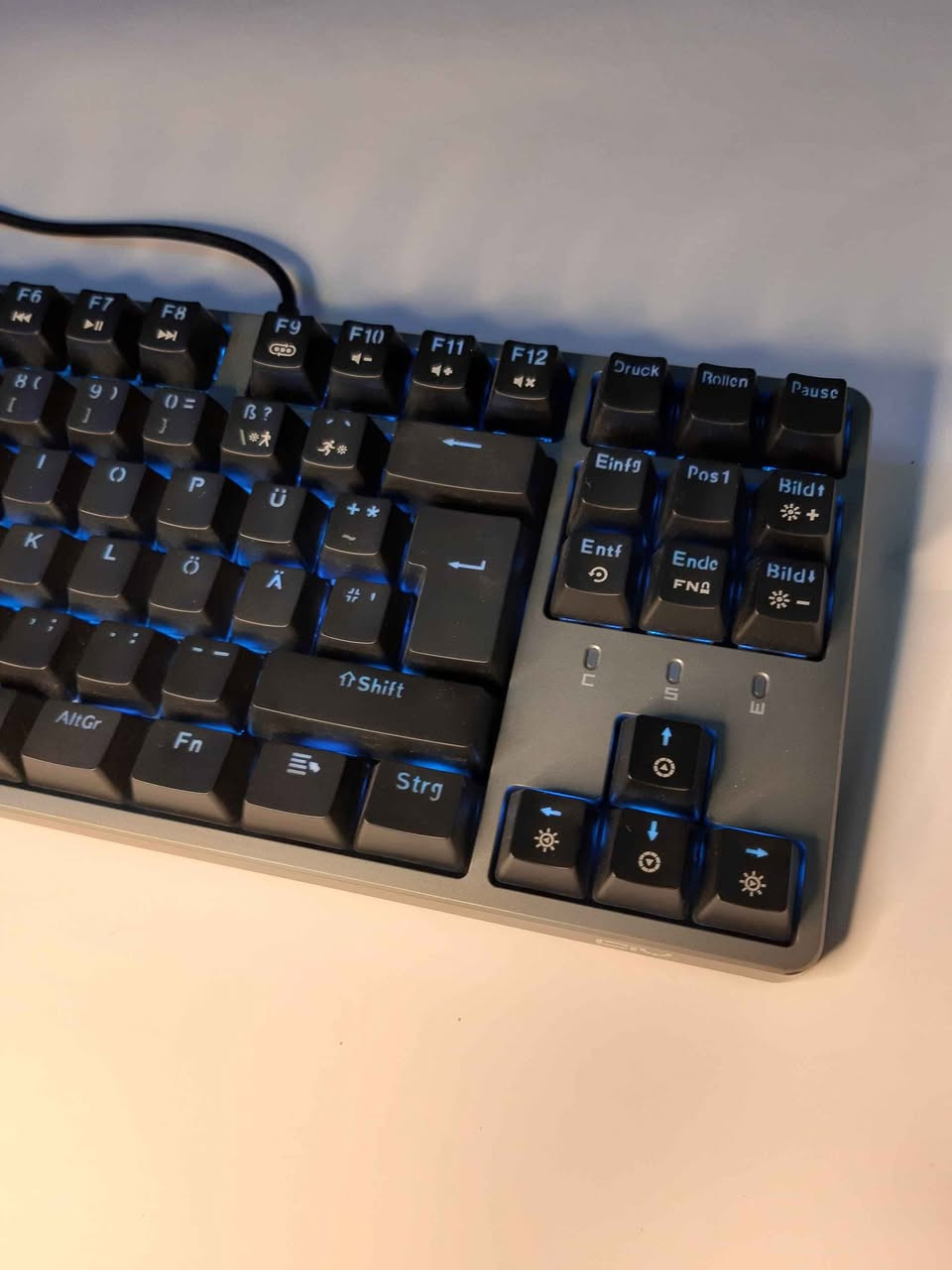 Writing
🔥 للبيع كيبورد CYL LX7 🔥
⌨️ كيبورد عملي وأنيق بتصميم عصري، مناسب للعمل والدراسة والألعاب اليومية.
✅ أزرار مريحة وسريعة الاستجابة
✅ جودة تصنيع ممتازة
✅ تصميم أنيق يناسب جميع المكاتب
✅ سهل الاستخدام والتوصيل
💥 أداء مميز وسعر مناسب
للطلب أو الاستفسار راسلني على الخاص.
وإذا تريد إعلان أقوى مع السعر والمواصفات الدقيقة (ميكانيكي، RGB، سلكي أو لاسلكي)، اكتبها لي وسأصمم لك وصفًا احترافيًا أكثر.

⌨️ کیبۆردی CYL LX7 بۆ فرۆشتن ⌨️
کیبۆردێکی جوان و مۆدێرن بە دیزاینێکی سەرنجڕاکێش، گونجاو بۆ کار، خوێندن و یارییەکان.
✅ دوگمەی نەرم و خێرا لە وەڵامدانەوە
✅ کوالێتی باش و تەمەنی بەکارهێنانی درێژ
✅ دیزاینێکی جوان و شیک
✅ ئاسان لە پەیوەستکردن و بەکارهێنان
🔥 ئەدا و کوالێتییەکی بەرز بە نرخێکی گونجاو
بۆ زانیاری زیاتر یان داواکردن، نامە بنێرە. أربيل, العراق


**إذا كنت صاحب هذا الإعلان وتريد حذفه لأي سبب، رجاءا أرسل رسالة إلى الدعم الفني**