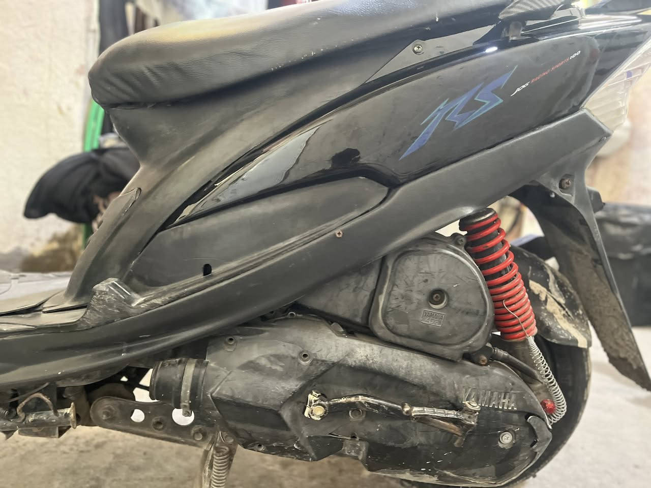 سلام وعليكم دراجه ماكس عدله بوشه 49 بلاد دراجه نكره سلف كلشي شغال بيهه كهربائيات كلها شغال بس عداد السرعه ما يشتغل دراجه كلهه بلاد ماعده بس كفرات السعر 750وبيه مجال للستفسار واتساب ***********
