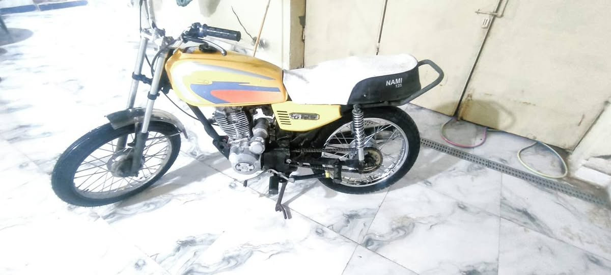 سلام عليكم دراجه مال شغل مكينه ستوته امتيار بدون اوراق سعر 325 بيها مجال المكان جبيسه انتصال وتساب ***********
