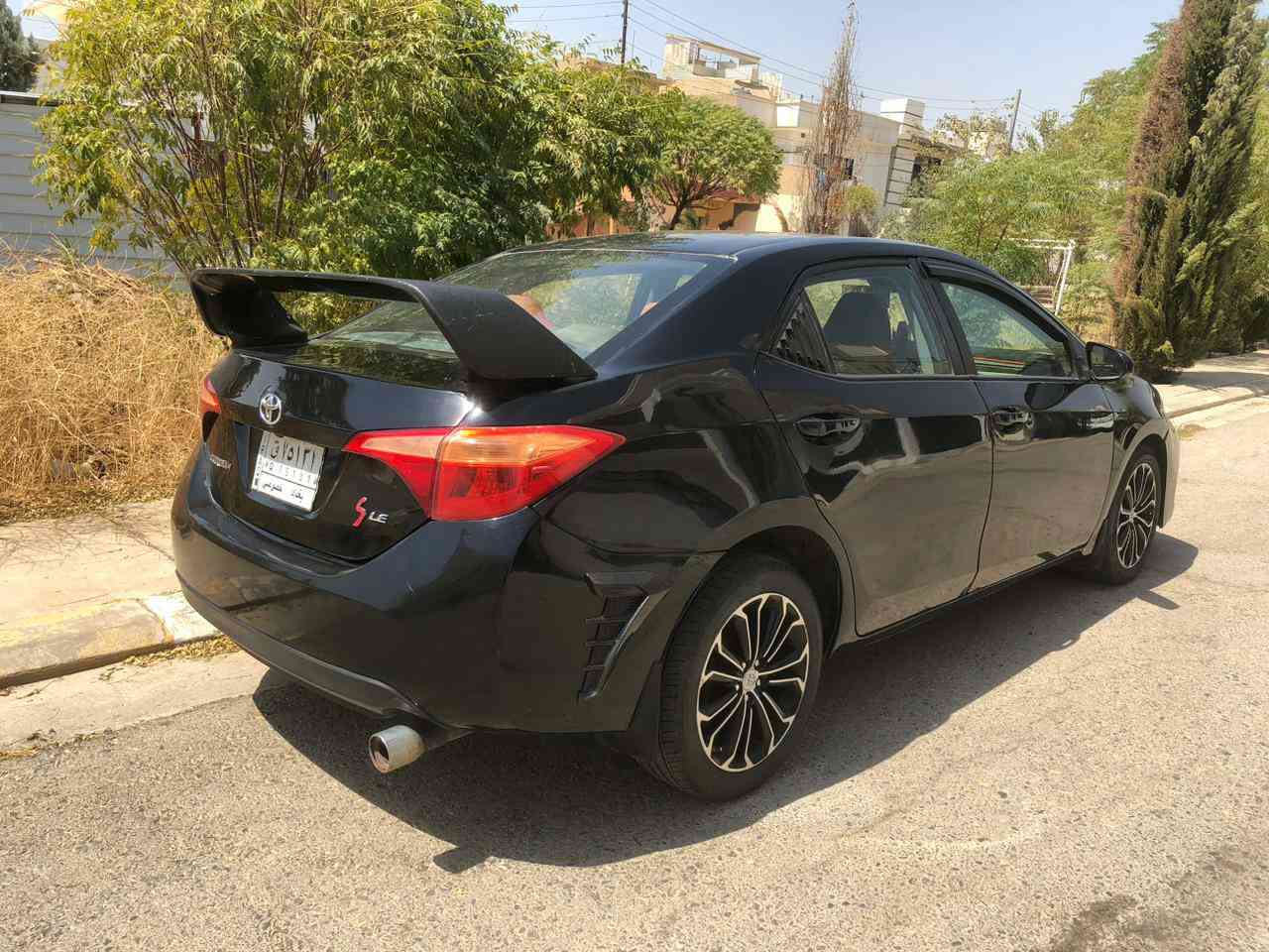 سلام عليكم 
للبيع كورلا موديل ١٩ LE وارد كندي 
رقم بغداد 
محرك 1800 
ماشيه 86 الف 
رادار امامي 
وتحديد مسار 
صدر امامي وخلفي جديد
تبريد ثلج 
معوقين شهر 10 اصير حره 
حادثها بنيد فقط وبل العراق جاملغين الخلفيه 
الحوض سليم ضربة جاكوج مابي
ابيع مصبوغه 
سعر ١٢٠ بيه مجال 
الرقم ***********
مكاني بغداد
