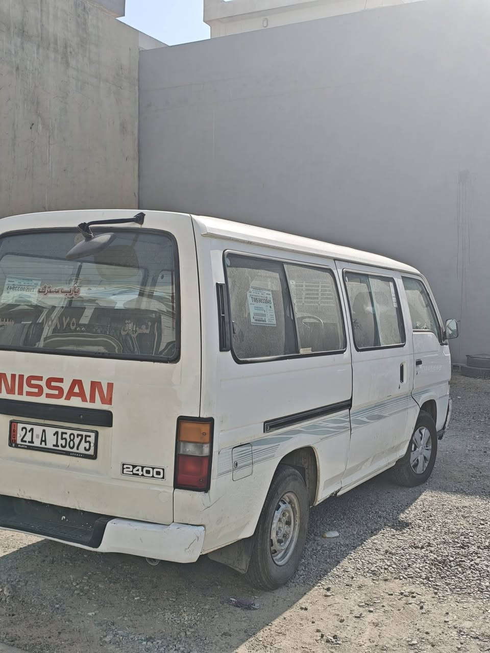 نیسان ئورڤان ٢٠٠١
غاز و بەنزین.   چار تاسەی نوێی لە بنە.       
گێر و مەکینە و ئەکسل و تەبرید بە شەرت 
 سەنەوی و ژینگە و ڕێگاوبان تا ٢٠٣٠ نوێیە بە ناوی  خۆمانە 
هەولێر  *********** 
نرخ : ٦٥ مەجال
