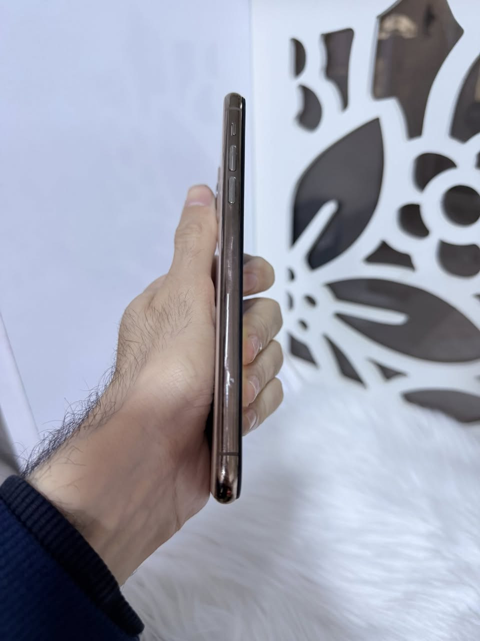 ئایفۆن 11 پڕۆ ماکس ڕەنگی گۆڵد
زاکیرەی 64 گیگا یەک سیم مۆبایلەکە پاتری و شاشەی گۆڕاوە هیچ کێشەیەکی نیە نرخی تەنها 199 هەزارە گەیاندن هەیە ناونیشان هەولێر : قەڵاتی نوێ مۆبایلی هاوکار
ژمارە مۆبایل 📲***********
