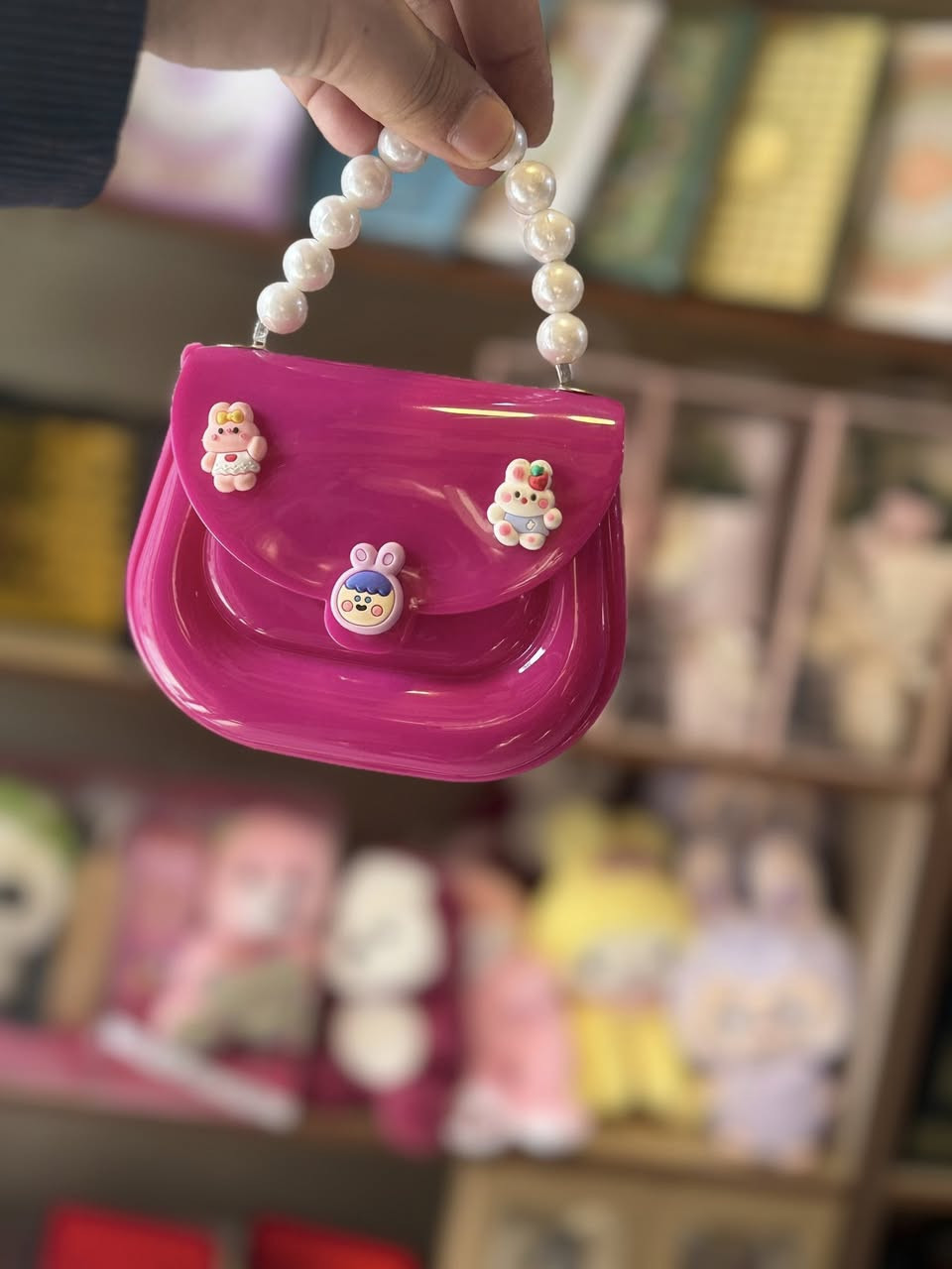 كيوت العيد 
جنط للأطفال مع سلسلة الكتف 
الانبار هيت حي الجمعيه شارع حامي مقابل مجمع الملكه 
***********
