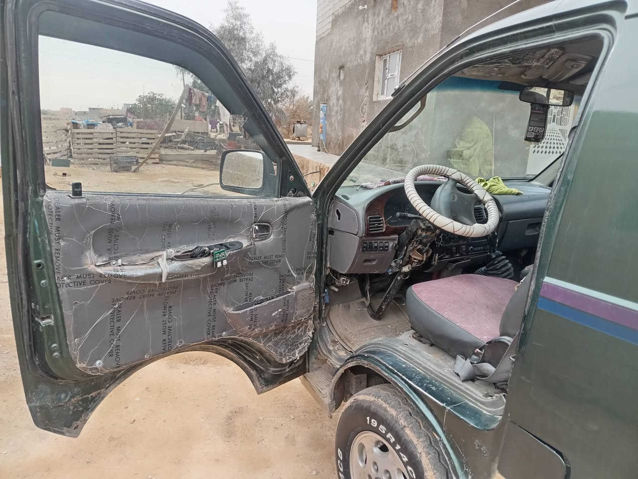 السلام عليكم كيه بريجو للبيع موديل 2001بسمي رقم انبار نكليزي محرك كير اكسل مكفول والباقي كدام عينك بيع او مراوس بكامري وكلشي بسعره السياره ب90الاتصال بالرقم ماجاوب خاص ***********
