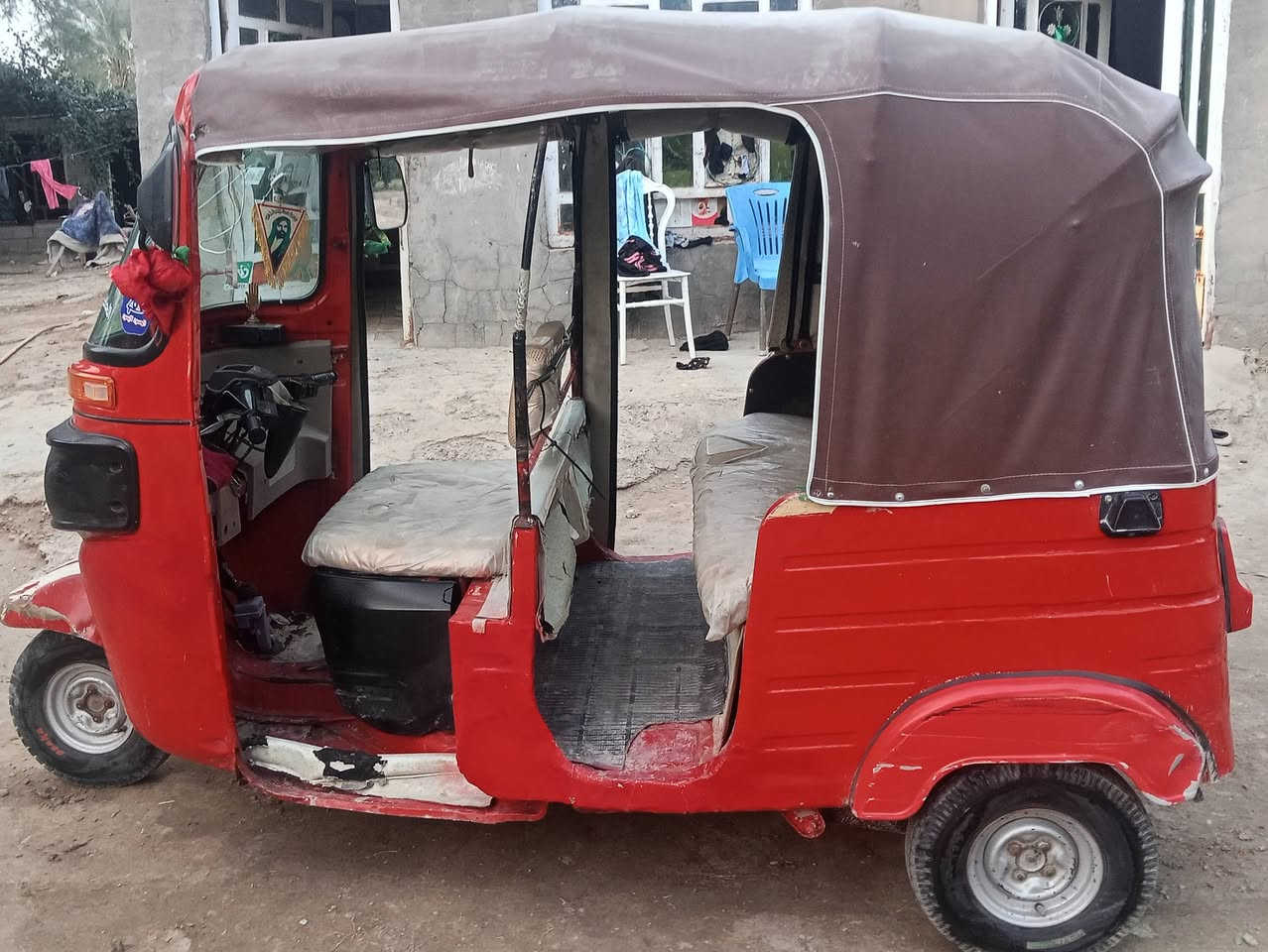 للبيع تكتك للبيع تكتك حلوه بجاج مكينه عشرين مكفولة موديل 2018 رقم سنويه بابل مكان بابل الحمزة الغربي سعر 4500 وبيه مجال للشراي الرقم ***********
