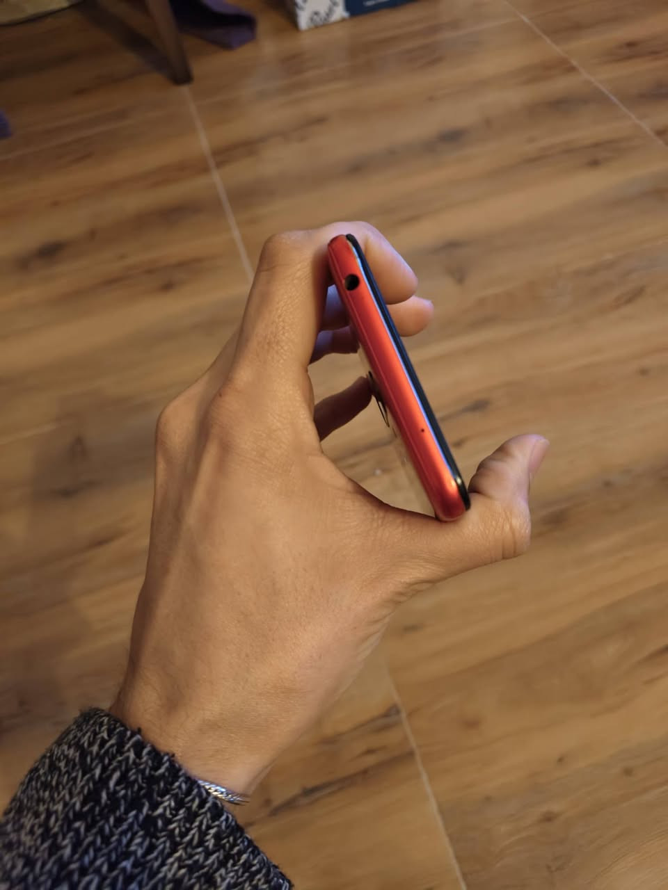 شاومي بوكو F1 ذاكره 128 بدون ملحقات شغال 100% للبيع السعر 100 الف قفل
مكاني بغداد حي اور لا يوجد توصيل
***********
