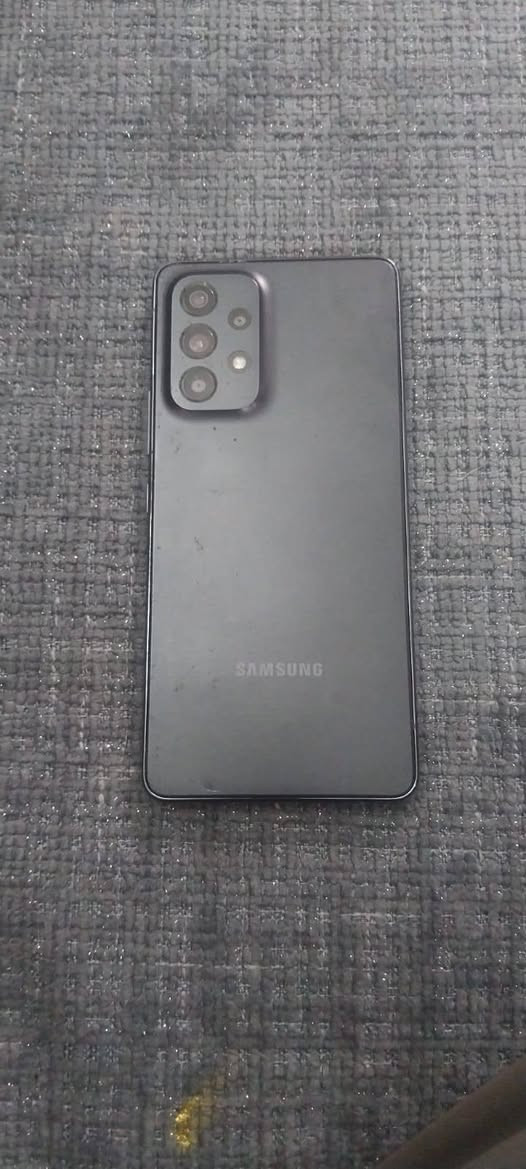 السلام عليكم جهاز اللبيع A53 جهاز جديد ذاكره256 جهاز نضيف كلش العنوان ناحيه الوحده الخالصه السر خاص ***********
