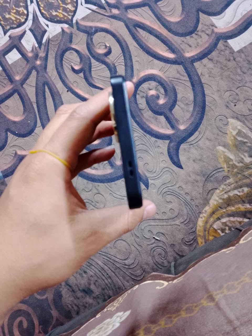 سلام عليكم عندي جهاز للبيع ريدمي A5 ذاكرته 128جهاز قبل يومين من نفتح من كارتونيه جهاز جديد بعده شخط مابي عل فحص سعر جهاز100 عنوان بغداد الحريه للاستفسار ***********واتساب أو عل خاص
