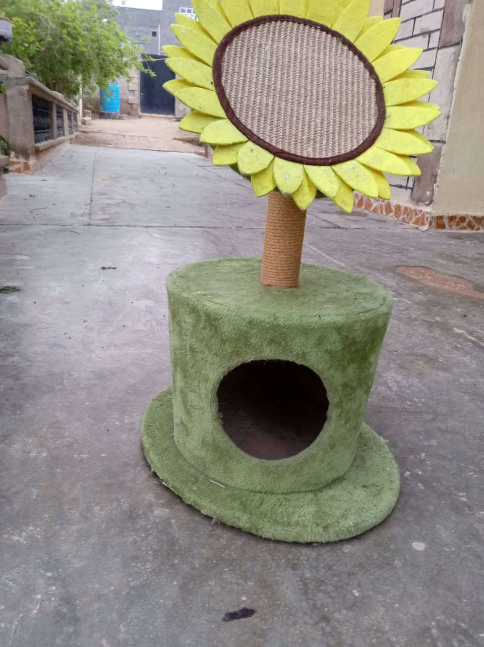 علق ع الصورة لتريد سعرها واني ادخلك خاص
او اتصل ***********
