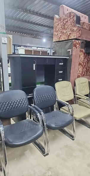 وجبه ميوزه مكتب مع كراسي انواع مختلفه صغير وكبير درجه اولى الاسعار تختلف
كل ما تحتاجه من اثاث منزلي واثاث مكتبي تجده في معرض النعيمي للاثاث الجديد والمستخدم مستعدون لشراء الاثاث المستخدم والمراوس ماعليك سوى الاتصال على الرقم ويوجد واتساب تكريت القادسيه مدخل گراج بغداد شارع الدفاع المدني مقابل صيدلية الواثق مجاور الرعايه الاجتماعية معرض النعيمي ***********
