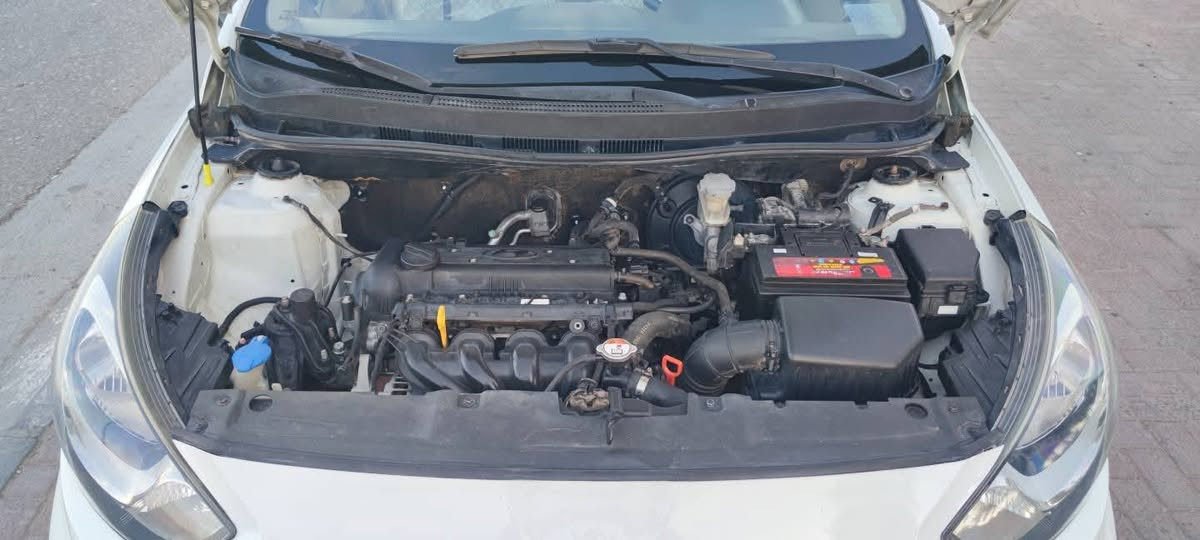 اكسنت خليجي ٢٠١٥ كربلاء السياره فول جاهزه والحمد لله  السونار مرفق صبغ بدون دواخل السعر ٩٥ للاتصال ***********
