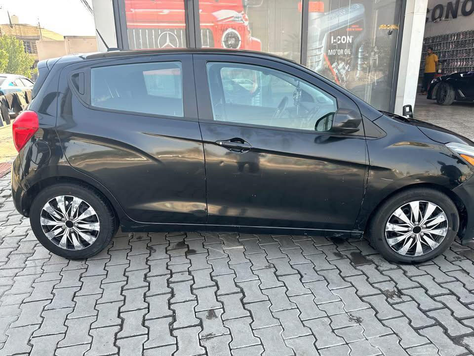 شوفرليت سبارك  2019
رقم بغداد / لوحات اجنبي الجديد
مشروع وطني تحويل مباشرة بأي وقت
السيارة كلش حلوه وجاهزة
قطعتين تبديل باب + بنيد 
اي ضرر قوي ماكو 
ماشيه السيارة 150 km
السعر 107 $ وبيها مجال بسيط

للتواصل فقط يوم الخميس و الجمعة او مراسلة الصفحة
***********
