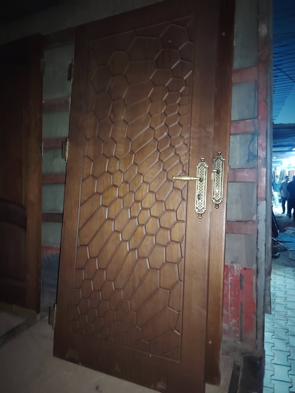اغراض سفان لبيع المكان رميثة حي شهداء قرب مستوصف زهراء  ***********  واتساب
