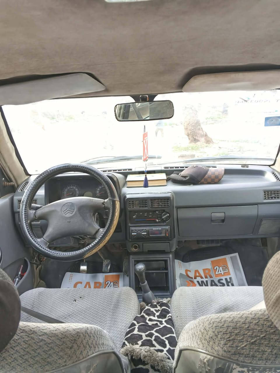 من رخصت مدير الاگروب المحترم  سايبا للبيع مديل 2009 لون ابيض السياره ابلاديه  ماعدا بيه شويه ملاحضات ومبينه باصور السعر 28 وبيه مجال رقم الهاتف *********** ماكني بغداد
