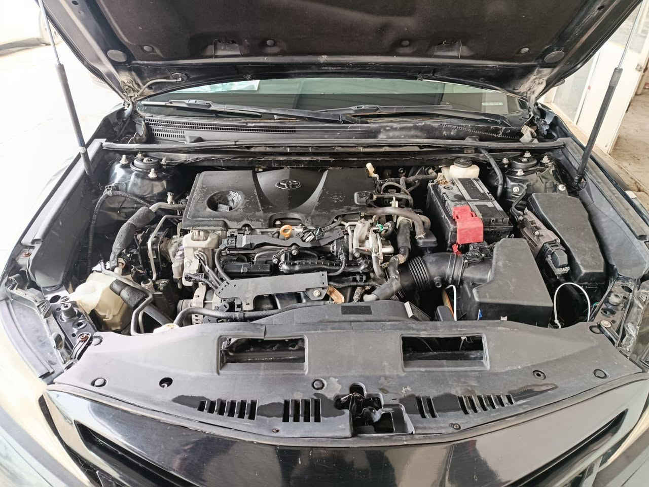 السلام عليكم
للبيع فقط 
كامري موديل ١٨ اس اي معروفه موصفاتها لون اسود  رقم بغداد الجديد سنويه وهزة جديدة بأسمي شخصيا حادثها جاملغ وبنيد صور الحادثها وسونار بالمنشور  مكانها النجف خان النص 

السعر ١٤٥ وبيها مجال ***********
