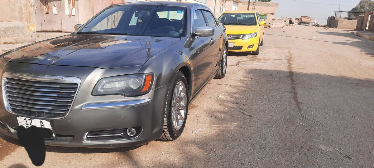 واباما موديل 2012 سياره فول عده ال  سلا ايت مصبوغه حزام عده سقف  بوند وصندوق وضع شركه سياره بلا دواخل  السعر 150 وبيها مجال شي قليل  ***********  /***********/
