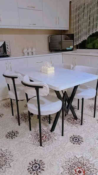 تخفيضات 145 الف
ميز و4 كراسي كوالتي عالي تركي🇹🇷
وليس صيني❌
قماش الكراسي مخمل
توصيل لكل العراق مجاني

شرط الميز يتحمل اكثر من 250 كيلو 
والكراسي تتحمل وزن 250 كيلو 
يحق لزبون فحص الطلب قبل الاستلام 
اي اختلاف يرفض الطلب 
للحجز والاستفسار راسلو الصفحه 
او اتصال بالرقم ***********
يتوفر واتساب الحويقة
