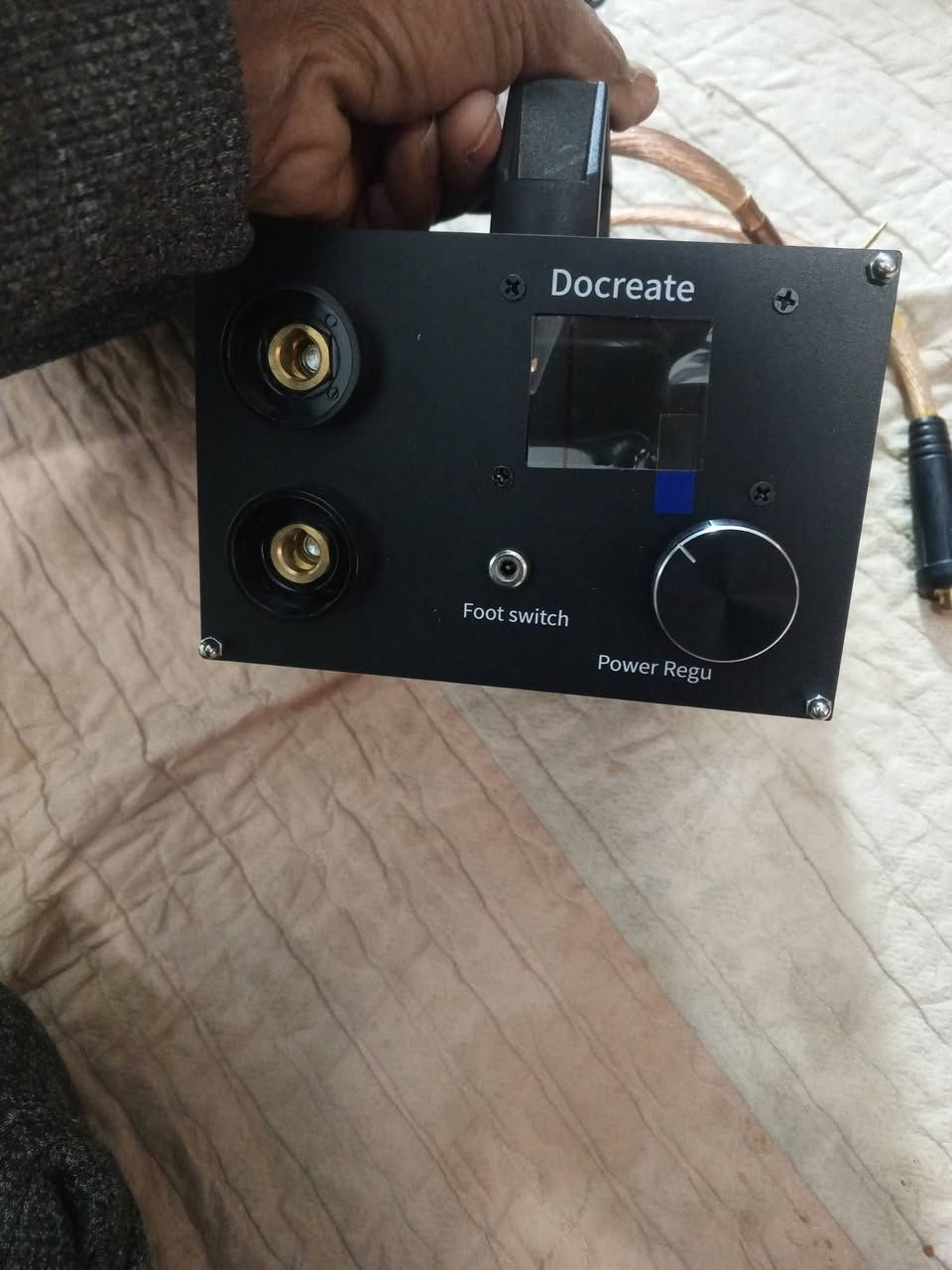 السلام عليكم مكينه لحيم باتريات جديده بل باكيت سعره 80مكاني حله ***********
