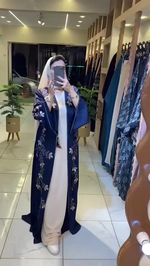 اجمل وارقى موديلات العبايات الخليجي وارقى الخامات من لطف للعباية الخليجية
للتواصل ***********
متوفر توصيل جميع المحافظات
